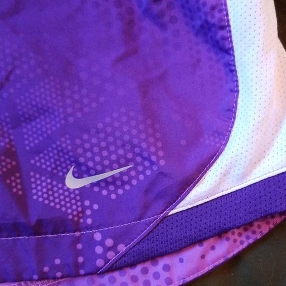Nike Tempo Shorts - Picture 2 of 3